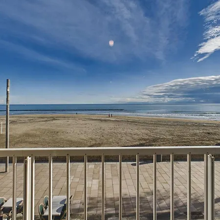 Grau D'agde : Appt T2, 4 Pers, A 20m De La - Fr-1-423-319 Le Grau-d'Agde