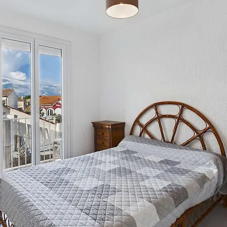 Apartment Grau D'agde : Appt T2, 4 Pers, A 20m De La - Fr-1-423-319 *
